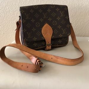 Louis Vuitton Cartouchiere